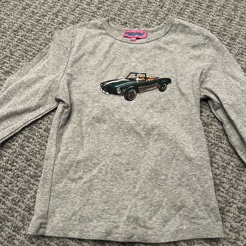 Edikted Grey Long Sleeve Tee with Dark Green Convertible Graphic